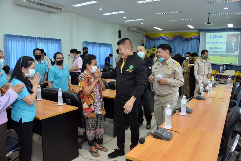 “ธรรมนัส”เร่งช่วยเมืองรถม้า ออกเอกสารสิทธิ์2.5หมื่นไร่