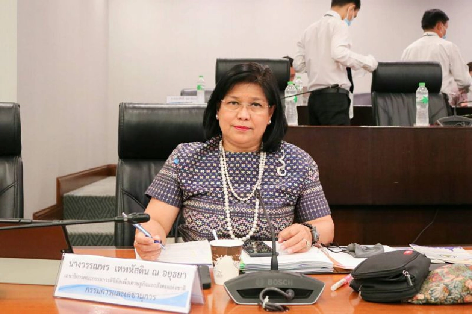 นางวรรณพร เทพหัสดิน ณ อยุธยา เลขาธิการคณะกรรมการดิจิทัลเพื่อเศรษฐกิจและสังคมแห่งชาติ