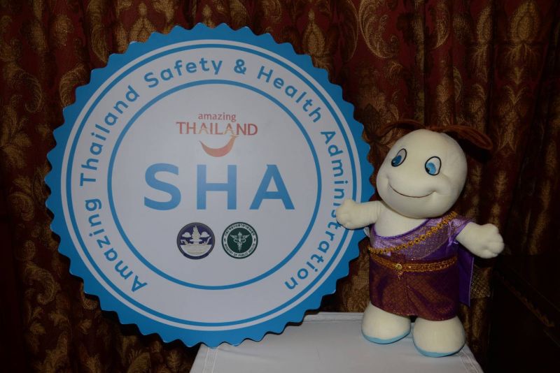 ททท.มอบตราสัญลักษณ์ SHA แก่ “พระบรมมหาราชวัง”