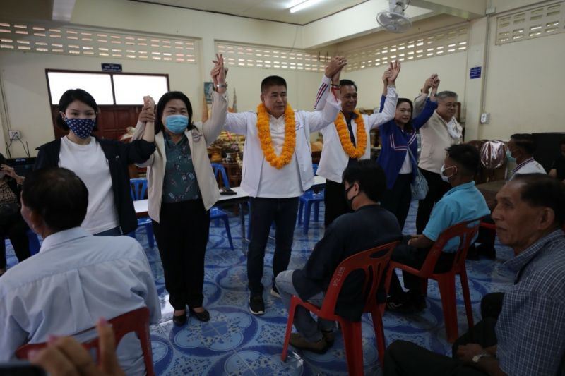 "มาดามเดียร์"ลุยช่วย"วัฒนา"หาเสียงเลือกตั้งซ่อมลำปาง