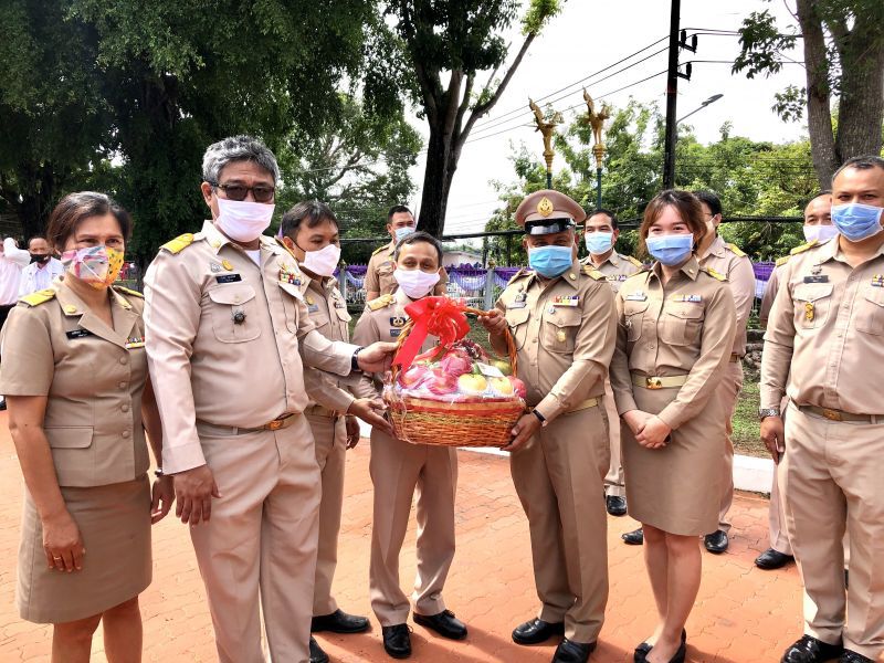     "ผู้ว่าฯณรงค์"รายงานตัวเริ่มงานวันแรกที่ภูเก็ต