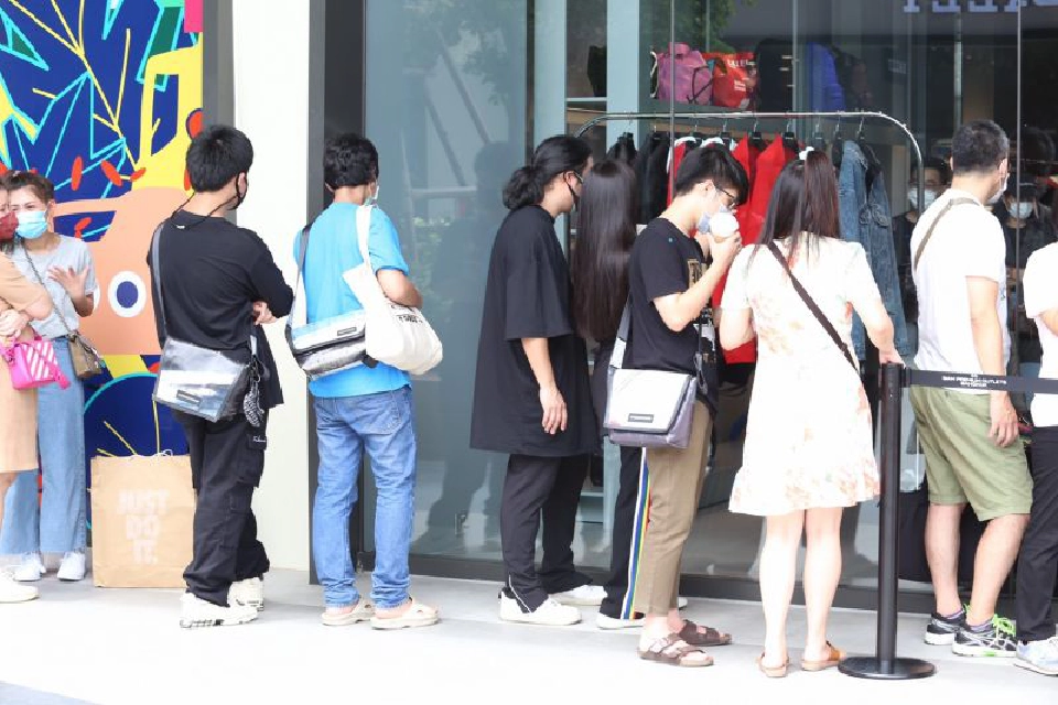 “สยาม พรีเมี่ยม เอาท์เล็ต กรุงเทพ”  นักช็อปพุ่งทะลุเป้ากว่า 100%