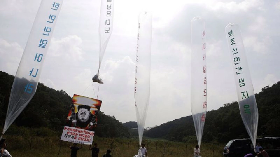 บอลลูนโจมตีผู้นำเกาหลีเหนือปล่อยจากฝั่งเกาหลีใต้ 