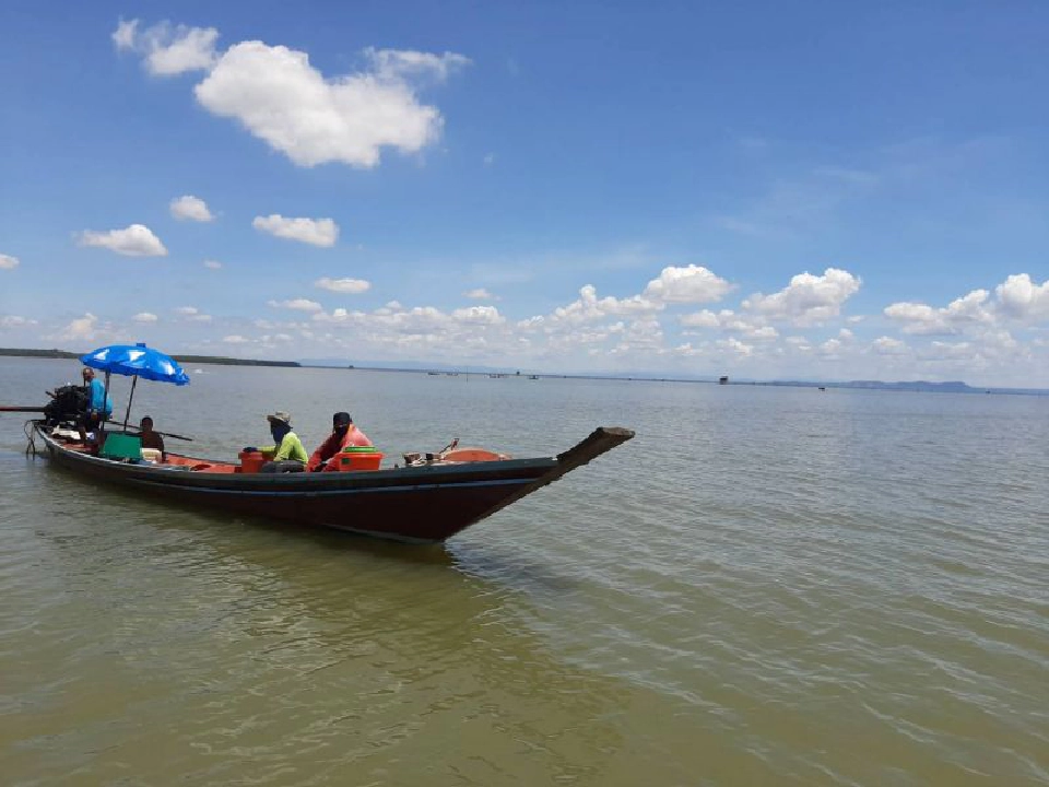 ทหารเรือมาเอง จัดระเบียบ"คอกหอย"อ่าวบ้านดอน