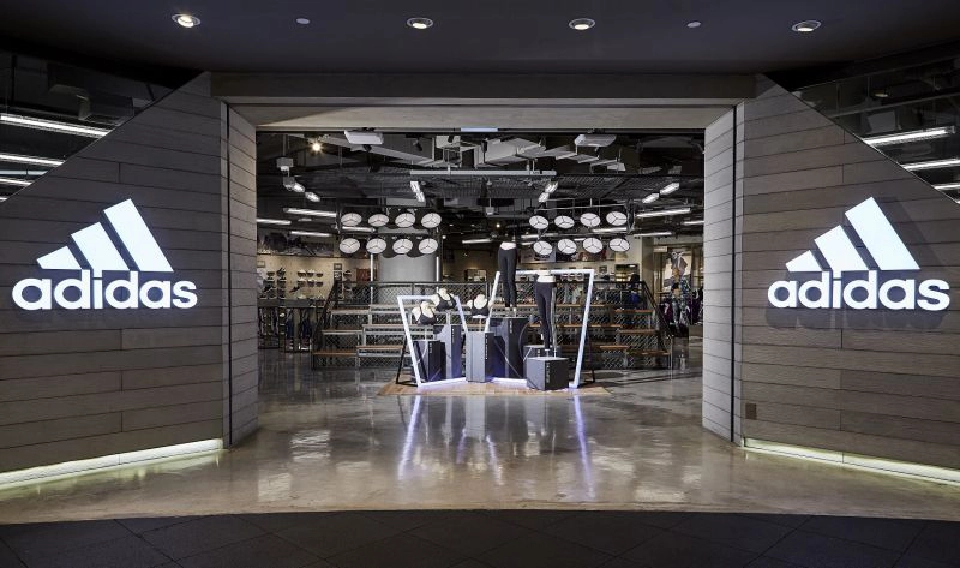 จ๊อกกิ้งต้องมา “เซ็นทรัลเวิลด์” เนรมิตลู่วิ่งใจกลางเมือง 