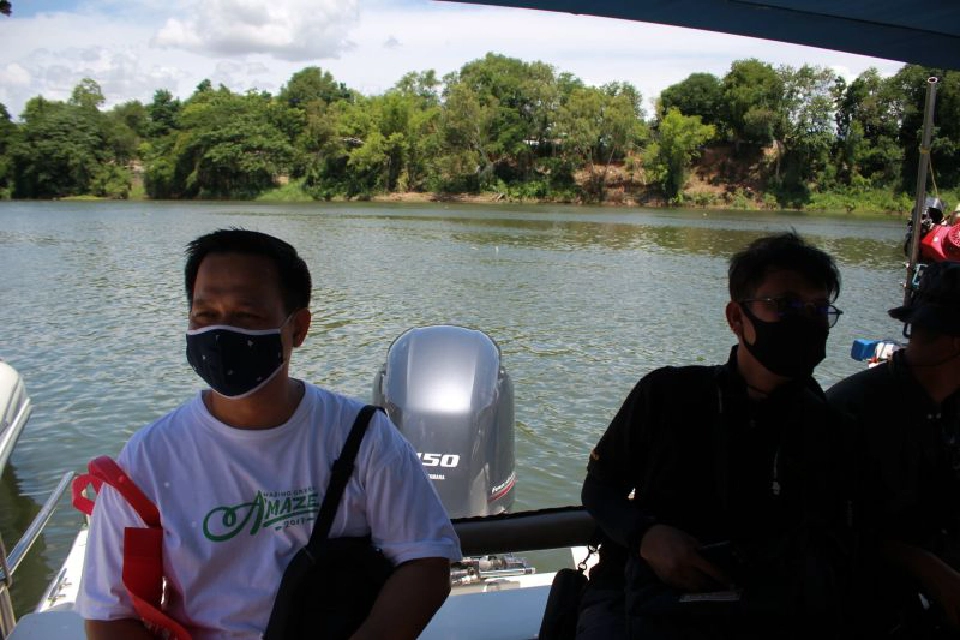 "เที่ยวปันสุข"ย้อนอดีตเมืองกาญจนฯล่องเรือผ่านเขื่อนแม่กลอง