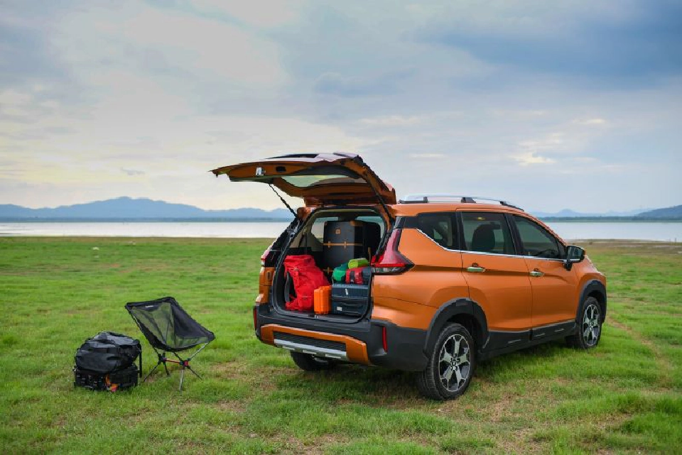 รับน้องใหม่ Suzuki XL7 - มิตซูบิชิ ไม่ปรับราคาเอ็กซ์แพนเดอร์ ครอส 