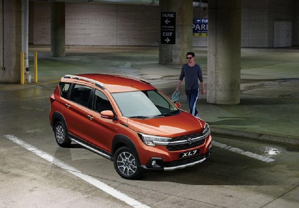 รับน้องใหม่ Suzuki XL7 - มิตซูบิชิ ไม่ปรับราคาเอ็กซ์แพนเดอร์ ครอส 