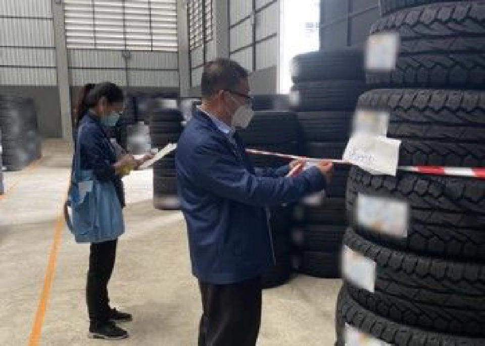 “สมอ.” โชว์จับสินค้านำเข้าไม่ได้มาตรฐานกว่า 10 ล้านบาท 