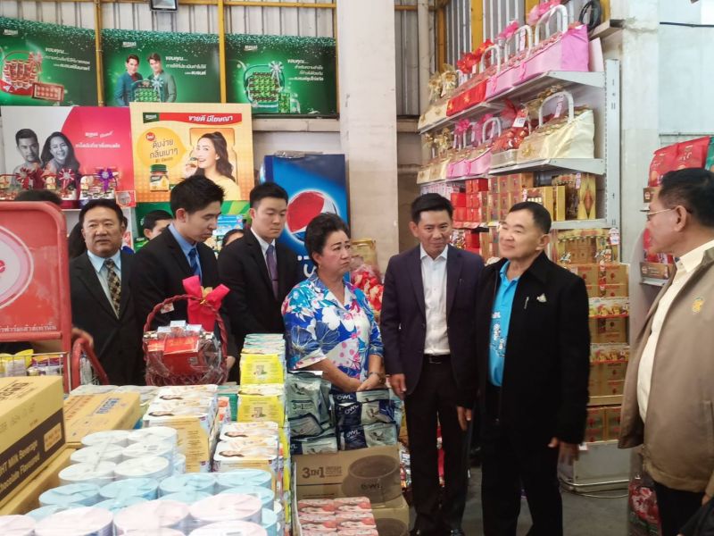 “พาณิชย์”จับมือผู้ผลิต ร้านค้าส่งค้าปลีก  ลดราคาทั้งประเทศสูงสุด 50%