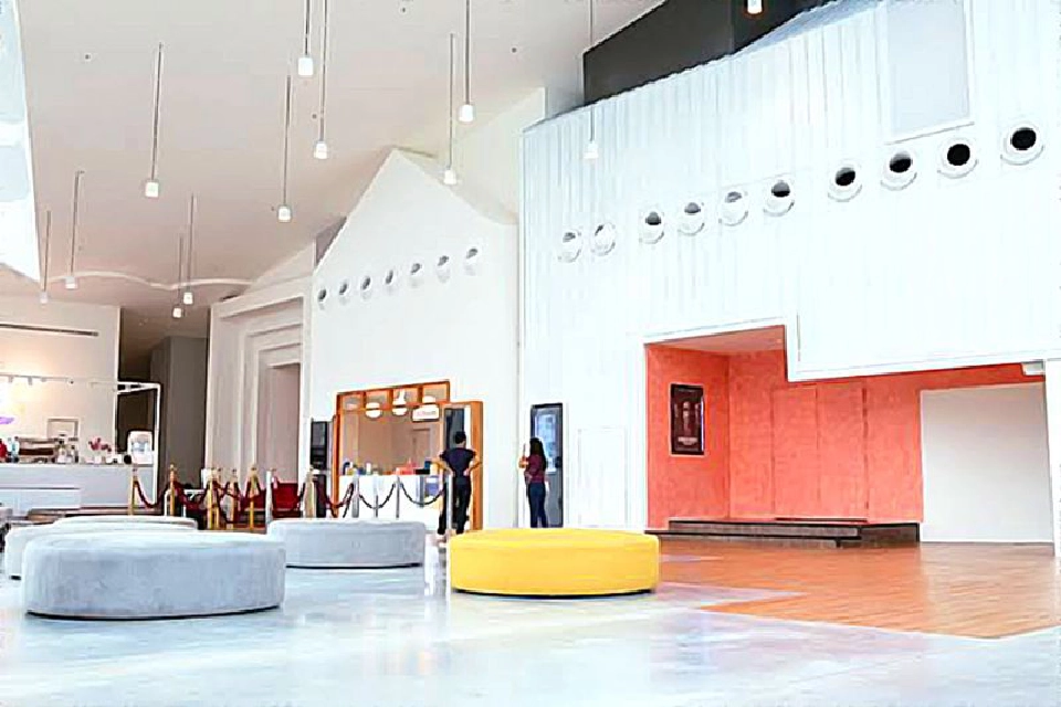  16 ปี HOUSE  SAMYAN อบอุ่นกับ หนังนอกกระแส