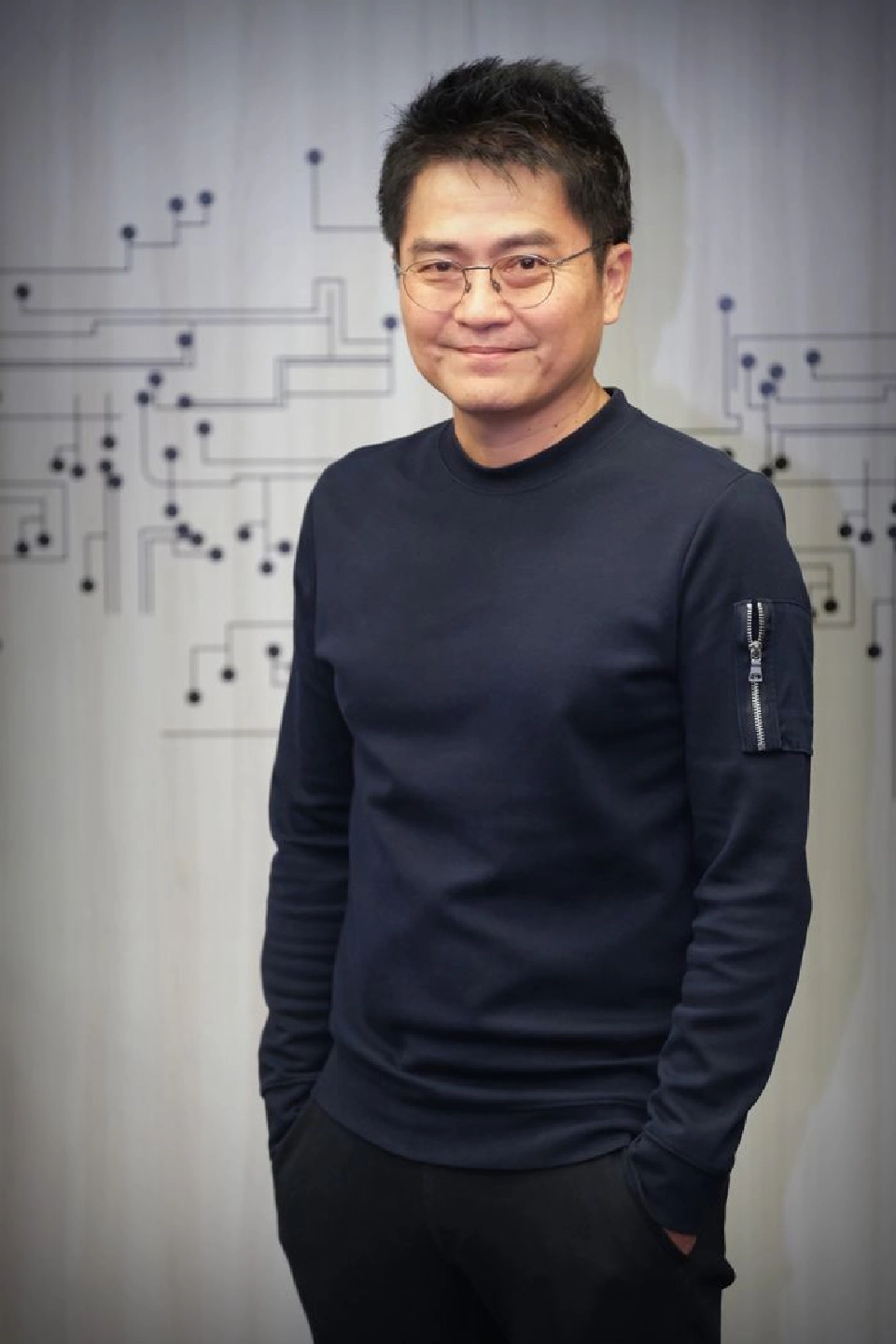 "นิสิตเก่าจุฬาฯ" เจอกัน “มาดามแป้ง” แจมกับ “วงเฉลียง” (คลิป)