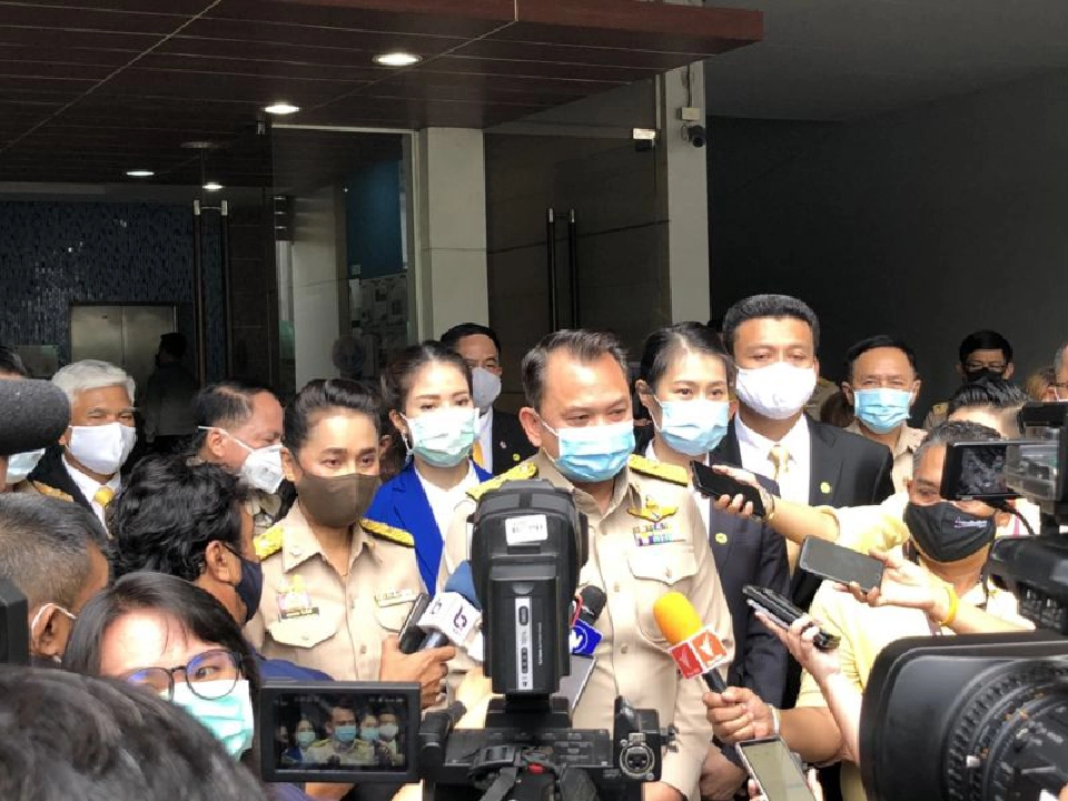  นายณัฏฐพล ทีปสุวรรณ