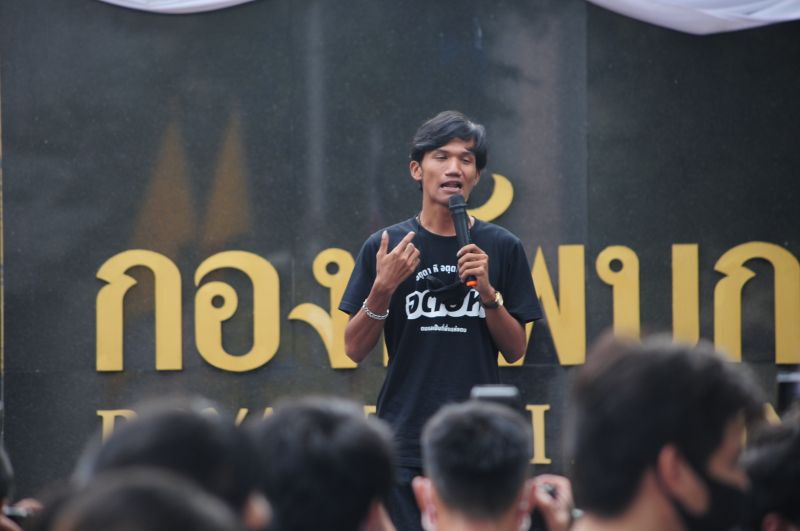 “เยาวชนปลดแอก” เปิดเวทีหน้าทบ. เผยหลาย "มหา'ลัย" กำลังนัดชุมนุม