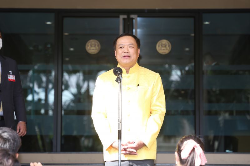 นายอนุทิน ชาญวีรกูล