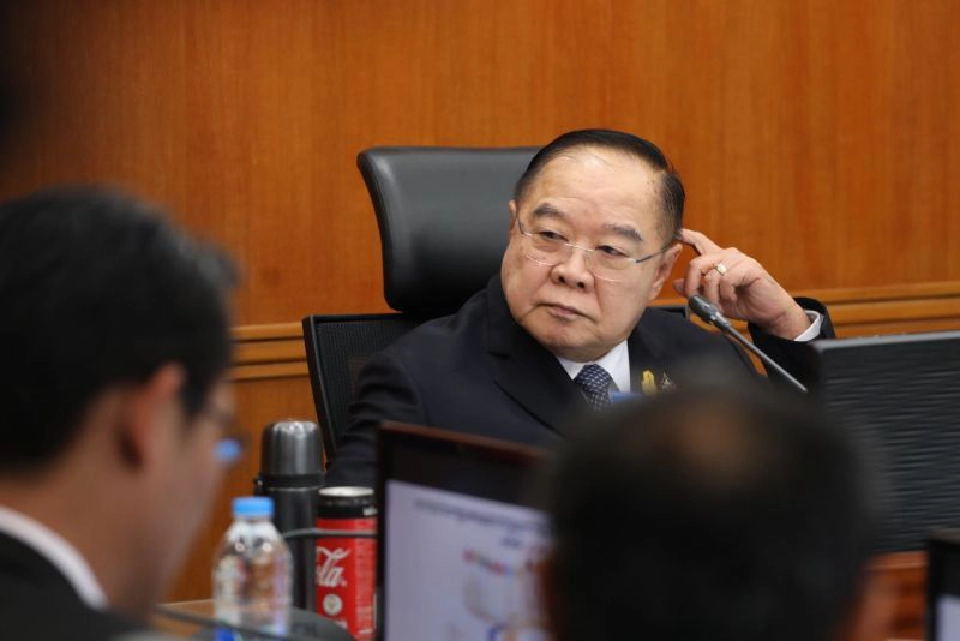 พล.อ.ประวิตร วงษ์สุวรรณ รองนายกรัฐมนตรี 