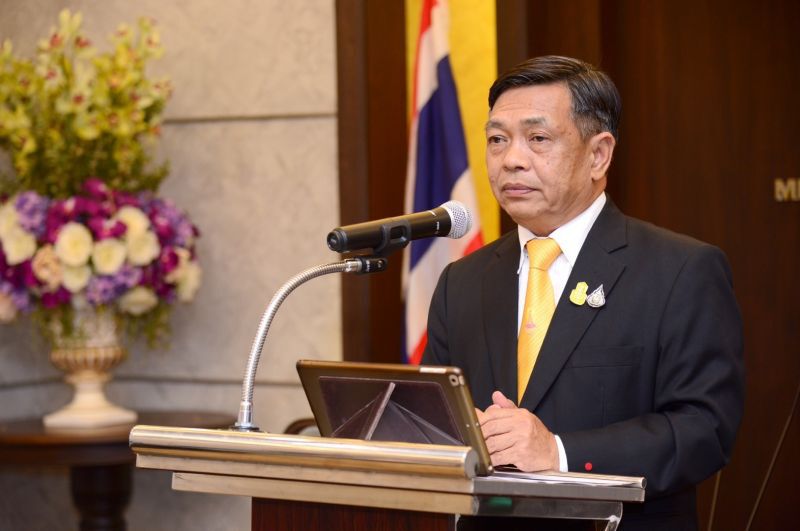 อลงกรณ์ พลบุตร