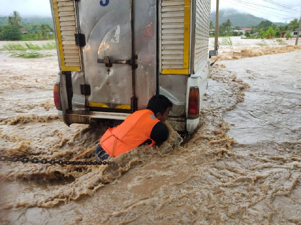 “นิพนธ์”สั่งผู้ว่าฯเลย เร่งช่วยประชาชนประสบเหตุน้ำท่วม