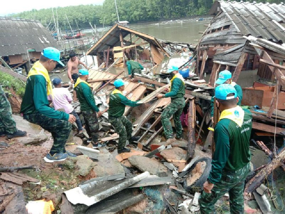 นายกรัฐมนตรีสั่งทุกหน่วยลงพื้นที่ หลังฝนตกน้ำท่วมจังหวัดเลย