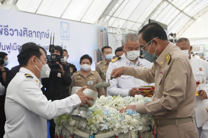  นายกรัฐมนตรีวางศิลาฤกษ์ ฟื้นฟูชุมชนดินแดง ระยะที่2