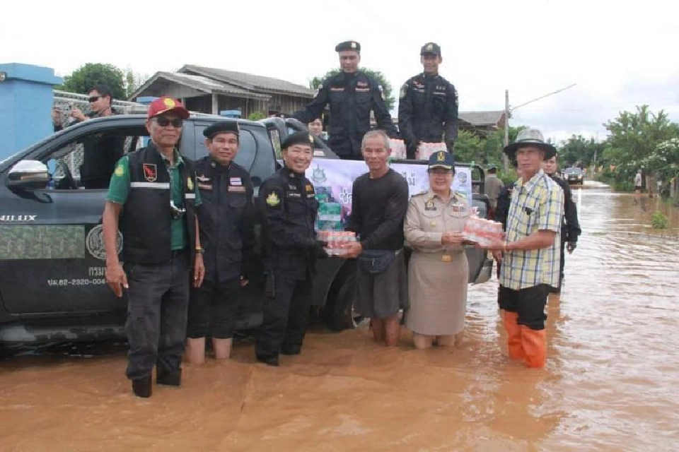 มวลน้ำจากเวียงป่าเป้าไล่ท่วมรายทางมุ่ง"อ.แม่ลาว"แล้ว