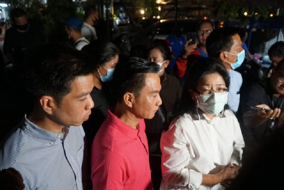 ลุ้นศาลขอ"ฝากขัง"2แกนนำเยาวชนปลดแอก