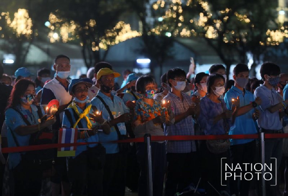 “นายกฯ”นำจุดเทียนถวายพระพรชัยมงคล “สมเด็จฯพระบรมราชชนนีพันปีหลวง”