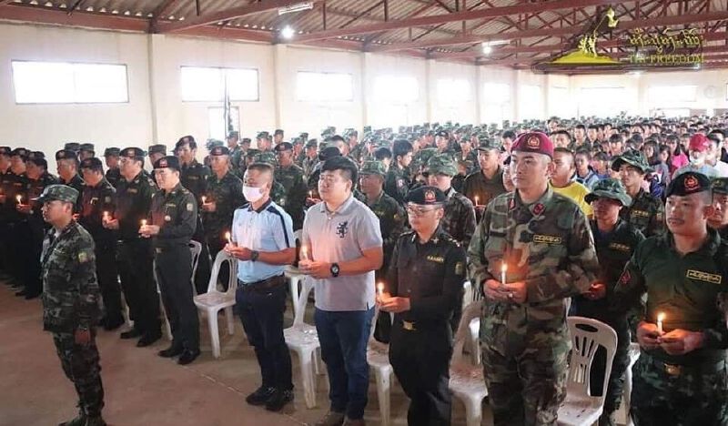 พล.ท.จายยี่ จุดเทียนถวายพระพรชัยมงคล พระพันปีหลวง