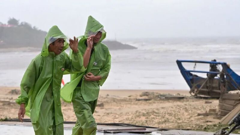 จีนเตือนภัยสีน้ำเงิน รับมือ "ไต้ฝุ่นบาวี" ถล่มตอนใต้-ตอ.เฉียงใต้