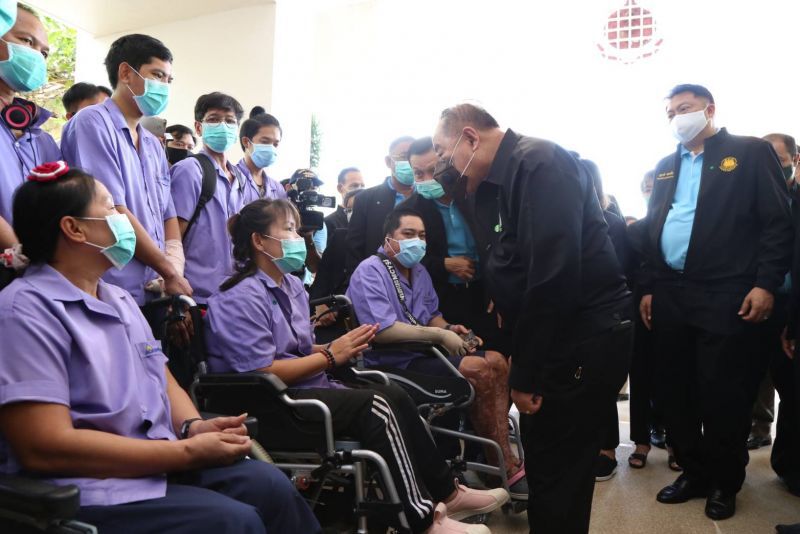  "บิ๊กป้อม"กำชับ5เสือแรงงานตะวันออกดูแลทุกมิติ
