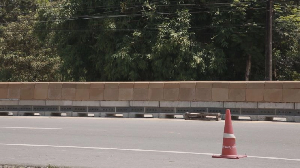 ดีเดย์!! นำร่องแบริเออร์ยางพารา วันแรก