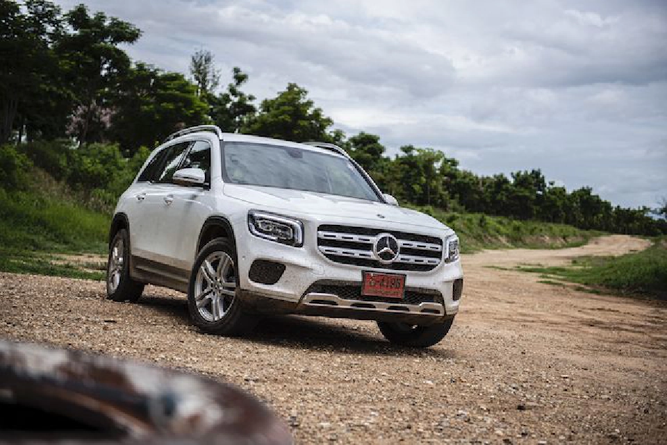 Mercedes Benz GLB 200