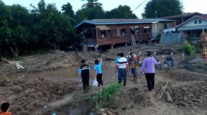 ยผ.ฟื้นฟูซ่อมแซม บ้านเรือนประชาชน จ. สุโขทัย หลังน้ำลด