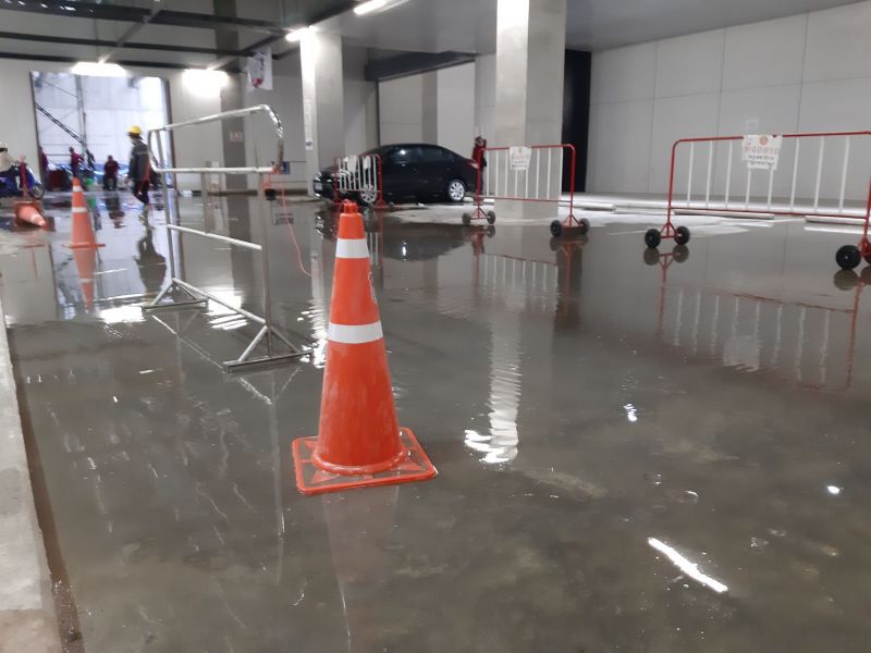 เปิดคลิปวินาที "น้ำท่วม" รัฐสภา 1.2 หมื่นล้าน!! 