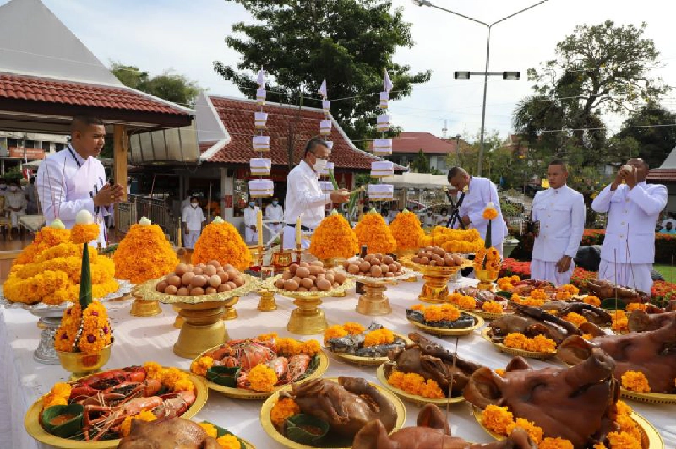 บวงสรวงศาลหลักเมือง"สุราษฎร์ธานี"