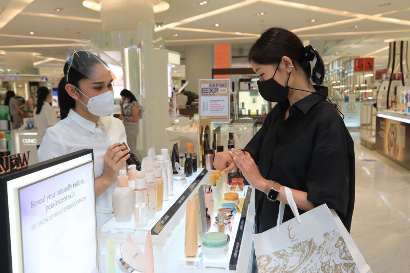กระหน่ำโปร ปลุกกำลังซื้อ EXPAT
