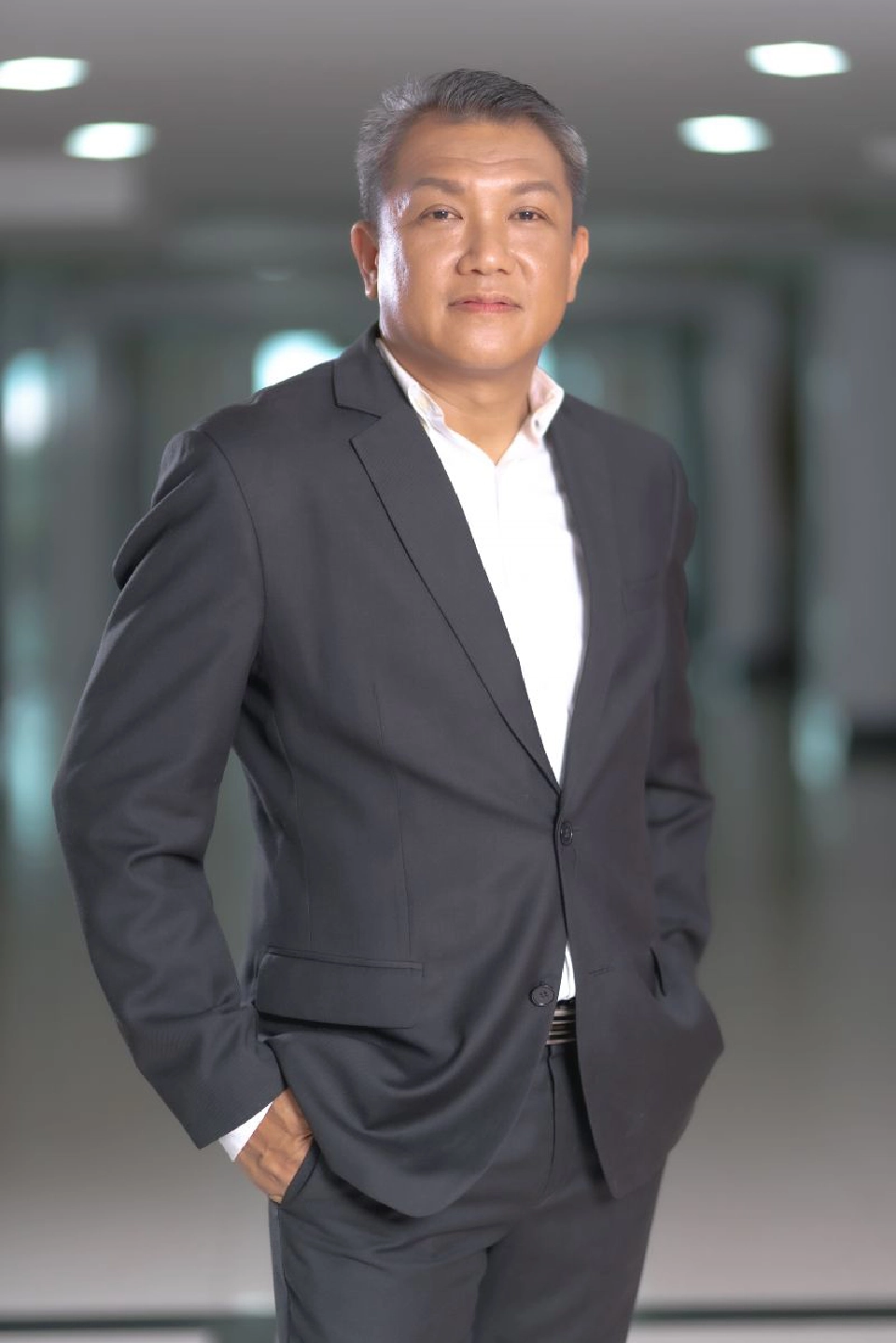 ปริญญา เร่งพินิจ