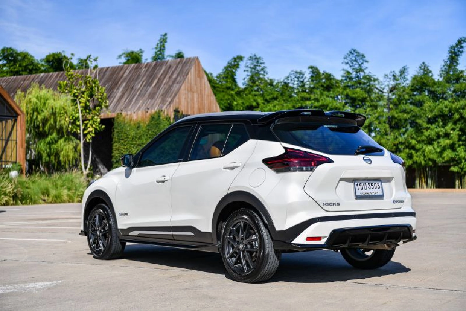 Nissan Kicks ขับดี EV มีเครื่องยนต์