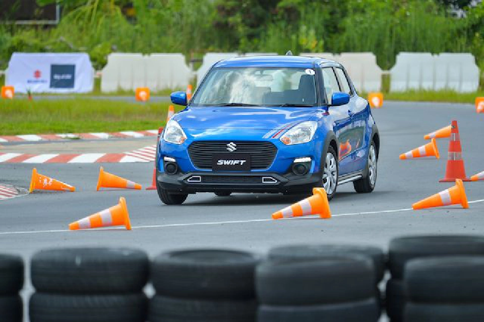 Suzuki Swift GL Max Edition