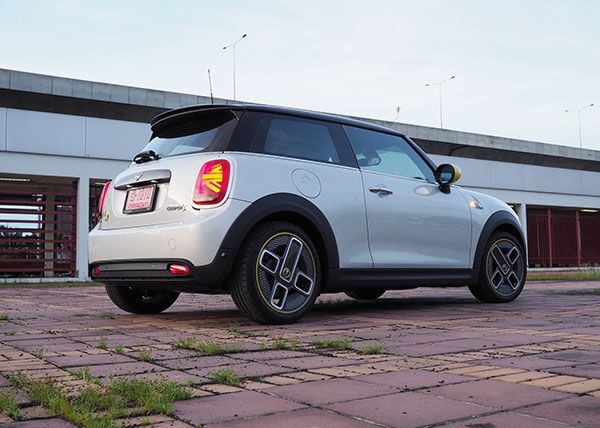 MINI Cooper SE 