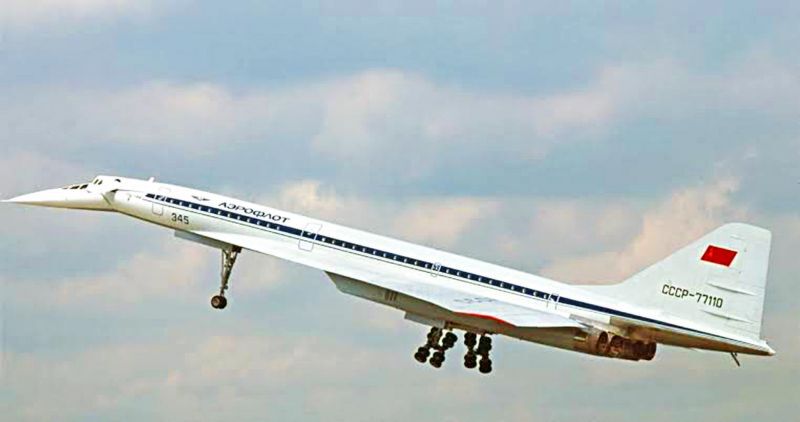 รูปเครื่องโตโปเลฟ หน้าตาเหมือนกันกับคองคอร์ด