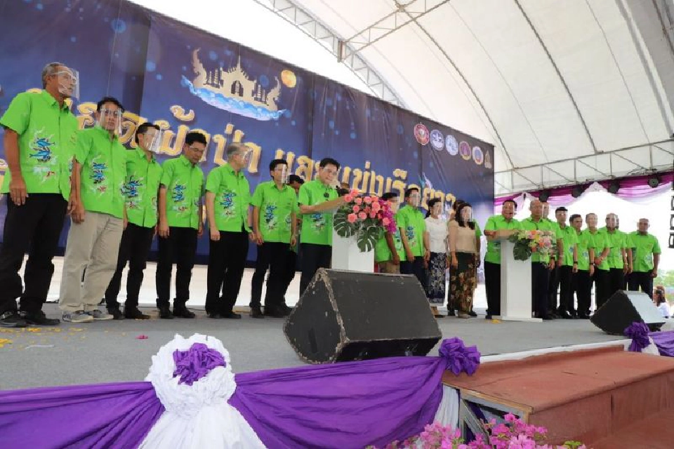 "พุ่มเมือง"มลังเมลืองออกพรรษางาน"ชักพระบ้านดอน"