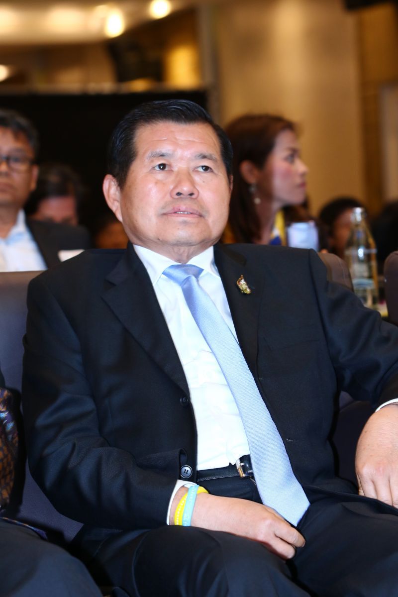 “อลงกรณ์”แนะ “นิพนธ์” แสดงสปิริตลาออก มท.2