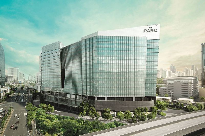 เปิดโฉมงานศิลปะ  " โครงการ เดอะ ปาร์ค" มิกซ์ยูส 8 พันล.