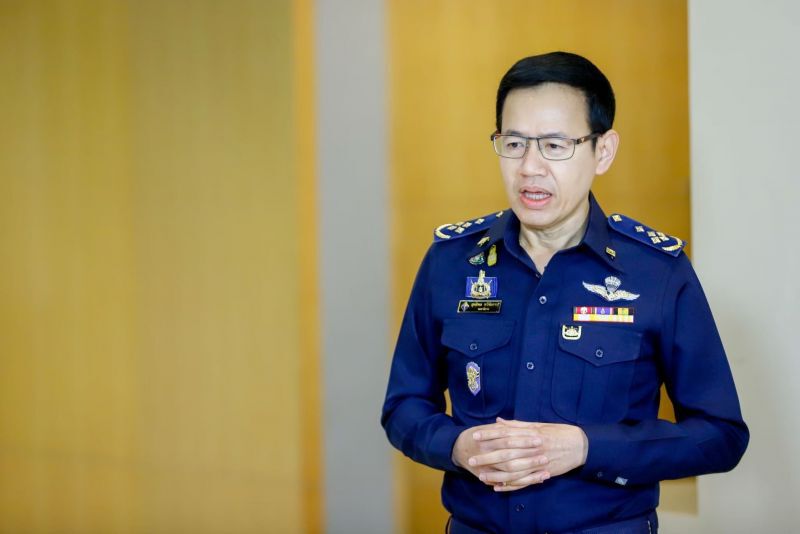 สุทธิพล ทวีชัยการ 