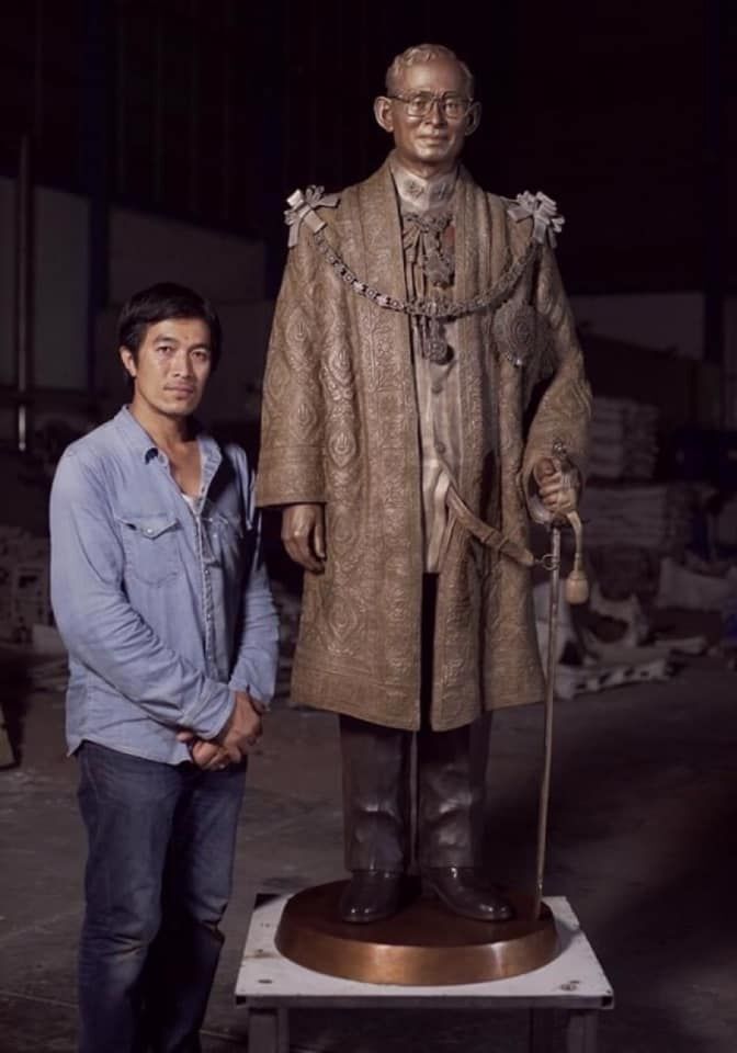 "อ.สันติ พิเชฐชัยกุล"เปิดใจ ผลงานปั้น "พระบรมรูปรัชกาลที่ 9"