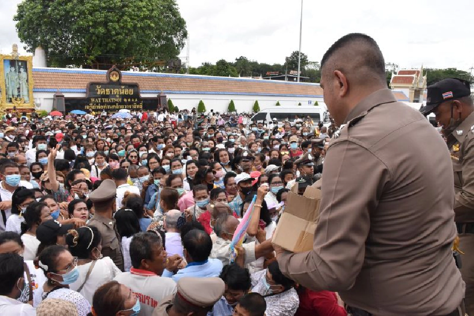 ป่าไม้ไฟเขียวสร้างองค์"พ่อท่านคล้าย วาจาสิทธิ์"ใหญ่สุดบนเขาศูนย์