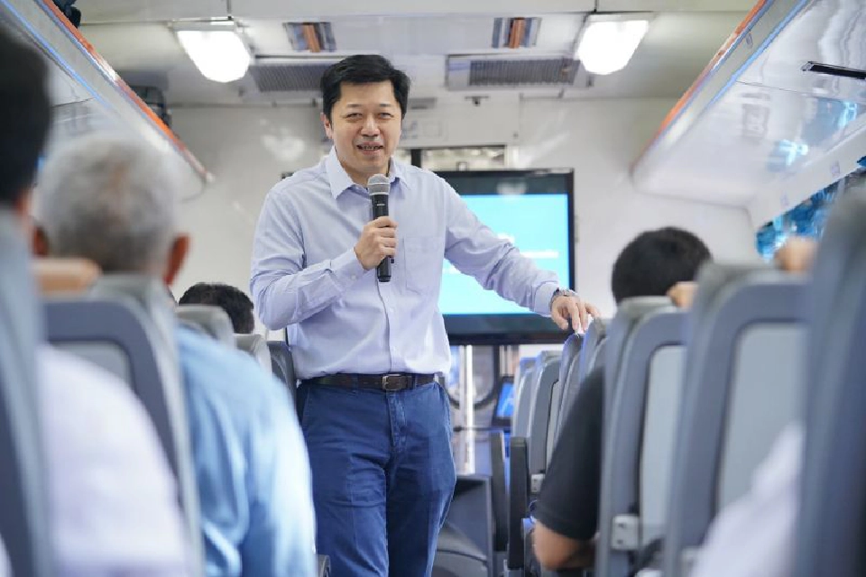 บิ๊กซีพีนำทัพผู้บริหาร สำรวจเส้นทางรถไฟเชื่อม 3 สนามบิน