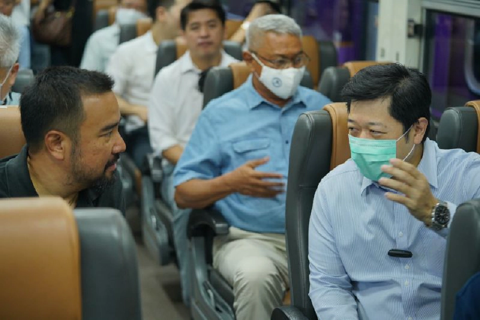 บิ๊กซีพีนำทัพผู้บริหาร สำรวจเส้นทางรถไฟเชื่อม 3 สนามบิน