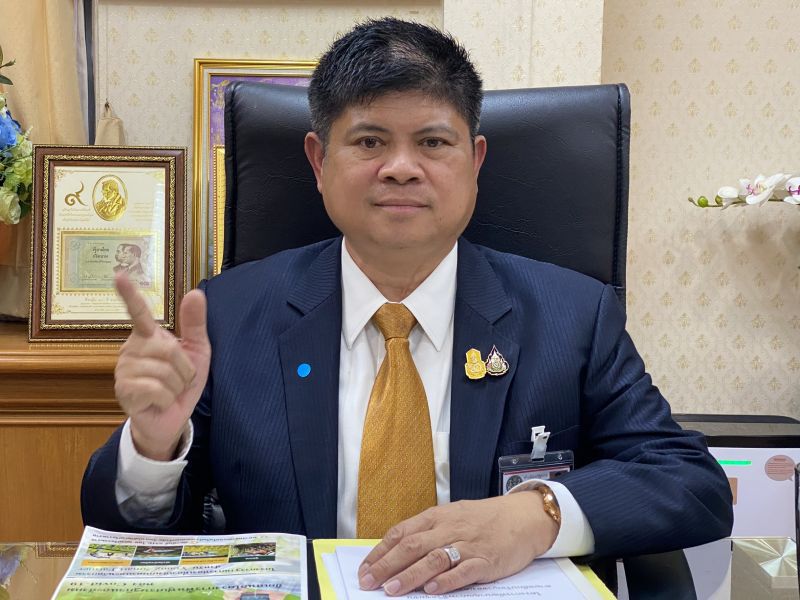 "แรมโบ้”เตือน"สมพงษ์"อย่าหนุนแกนนำที่ก้าวล่วงสถาบัน